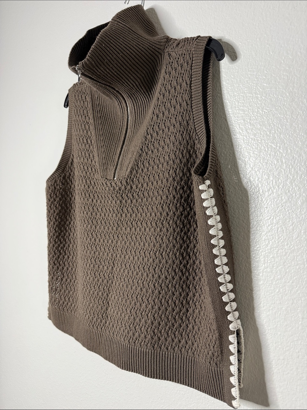 Lou & Grey Taupe Gray Pointelle Knit Half-Zip Sleeveless Sweater Top - Picture 7 of 12